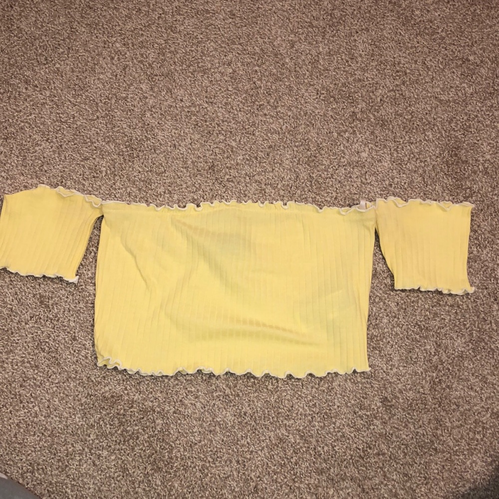 Forever 21 yellow cuff shoulder sleeves crop top